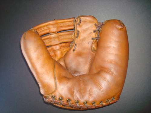 Wilson 607L Two Finger Front